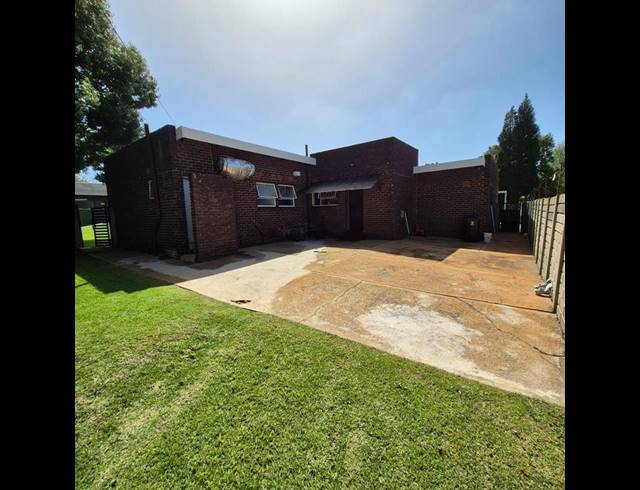 3 BEDROOM HOUSE FOR SALE IN SUNWARD PARK